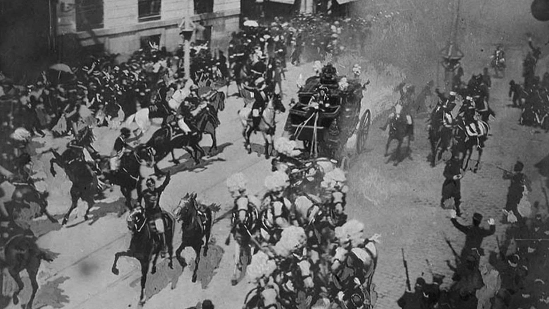 File:Anarchist attack on the King of Spain Alfonso XIII (1906).jpg