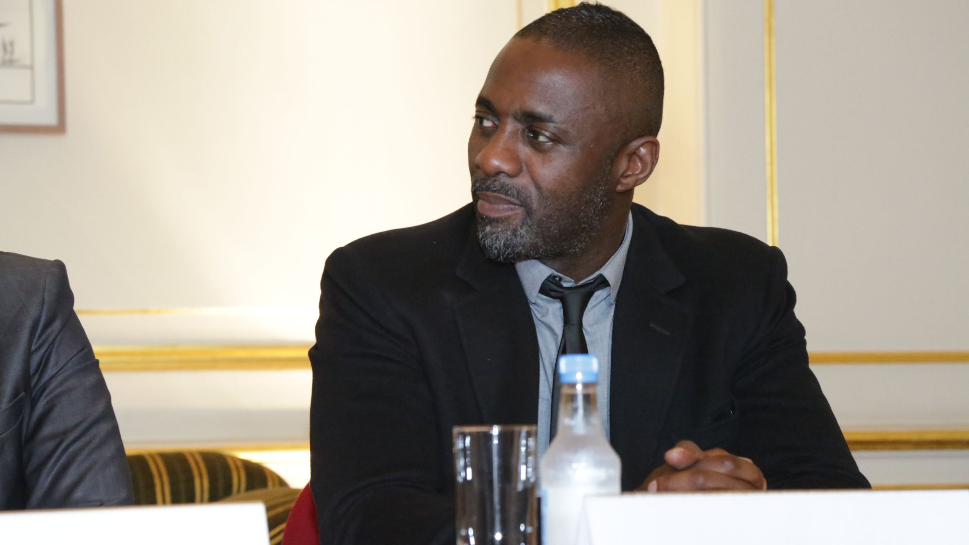 File:Actor Idris Elba at the 'Defeating Ebola in Sierrra Leone' conference (15418119105).jpg