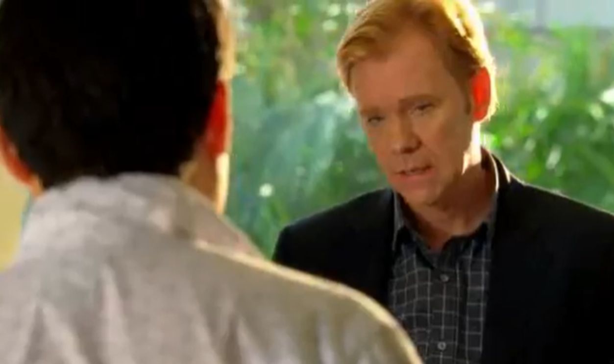 Screenshot from CSI: Miami (2002-2012)