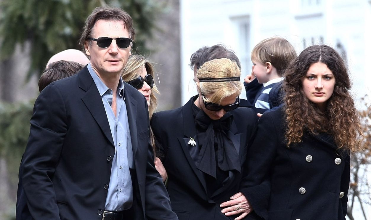 Gettyimages - 85553480, Family And Friends Attend Services For Actress Natasha Richardson LITHGOW, NY - MARCH 22: Actor Liam Neeson (L) with family arrive for the funeral of actress Natasha Richardson at St. Peter's Lithgow Episcopal Church on March 22, 2009 in Lithgow, New York. Richardson died at Lenox Hill Hospital on March 18 in New York City after suffering a ski injury at the Mont Tremblant resort in Montreal.