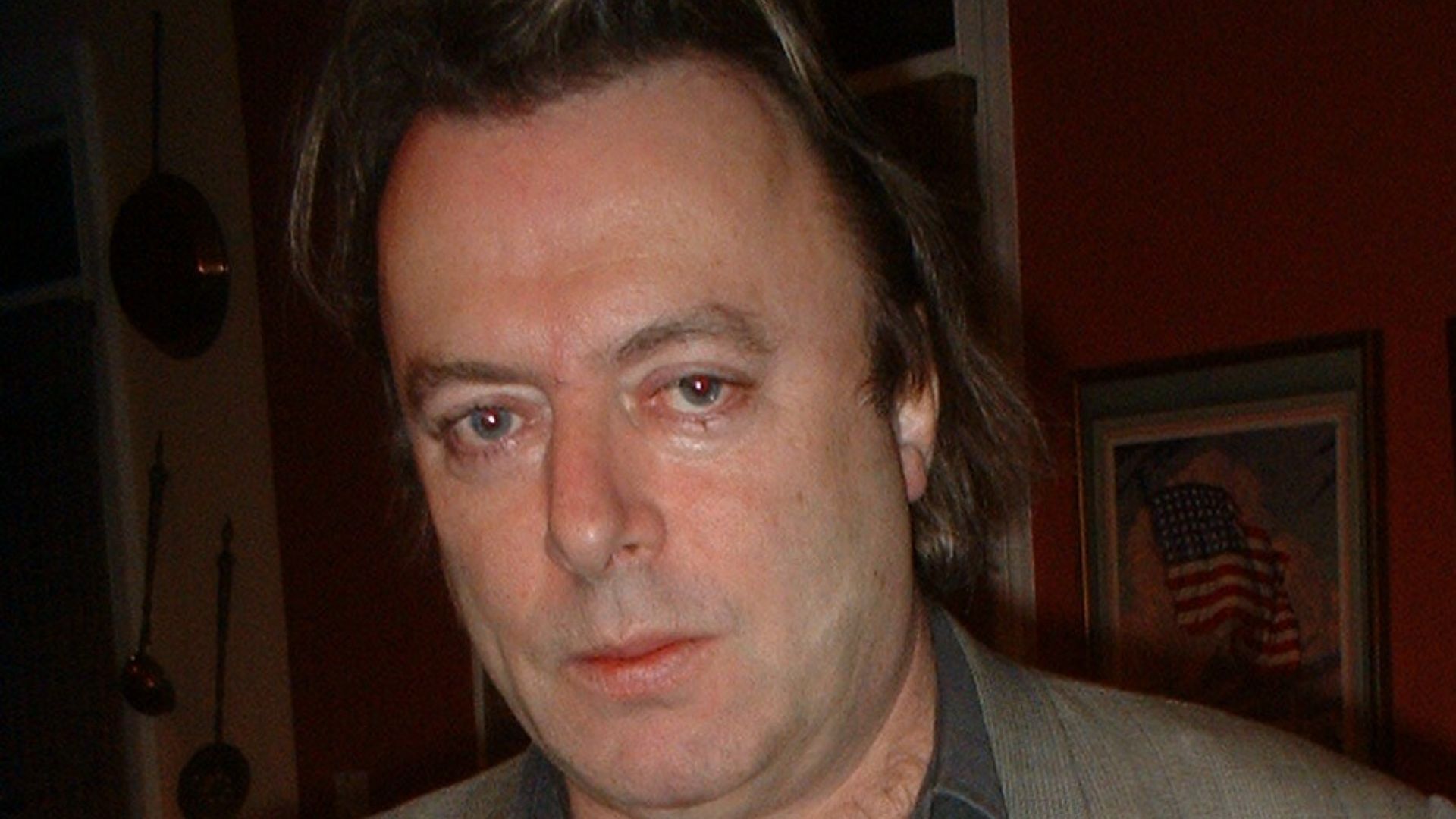 File:Hitchens CPAC 2004 (cropped).jpg