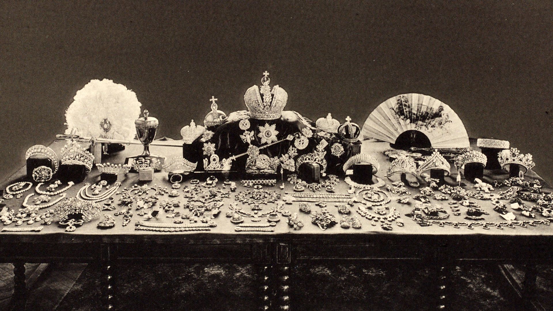 File:Imperial regalia of Russia - BW photo.jpg