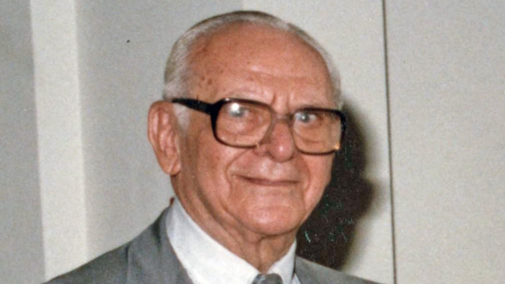 File:Armand Hammer 82.jpg