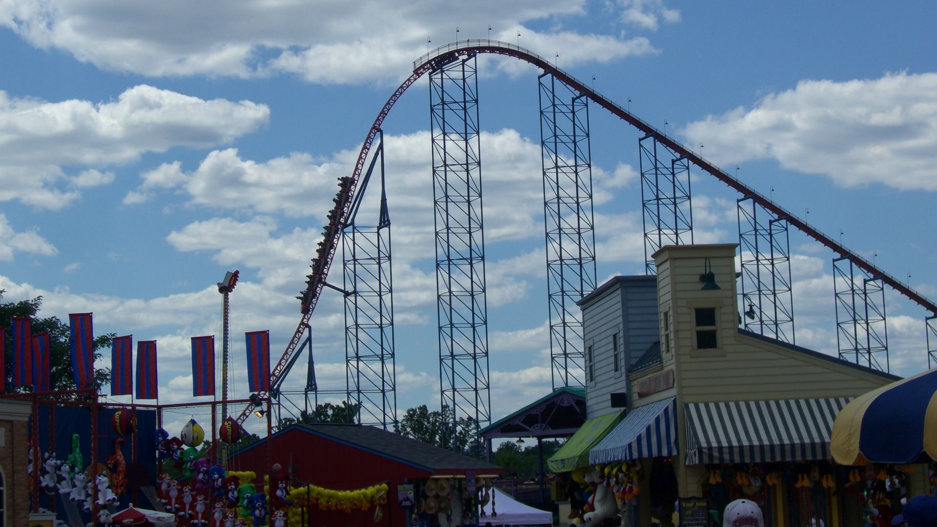 File:Superman - Ride of Steel (Six Flags America) 01.jpg