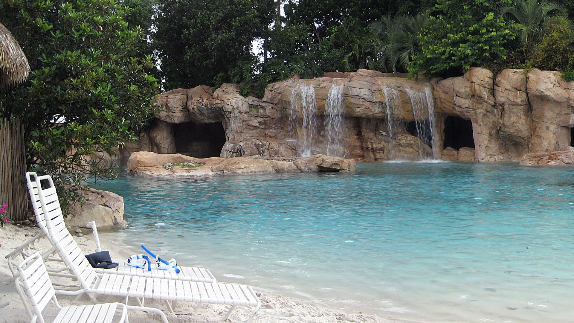File:Discovery Cove, Orlando - panoramio (12).jpg