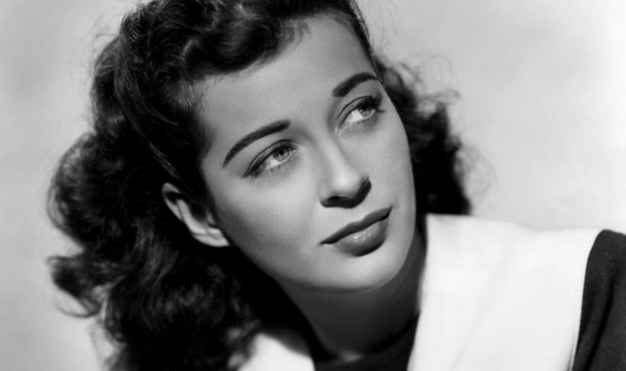 Gail Russell-Gettyimages-1254423478-1 (2)