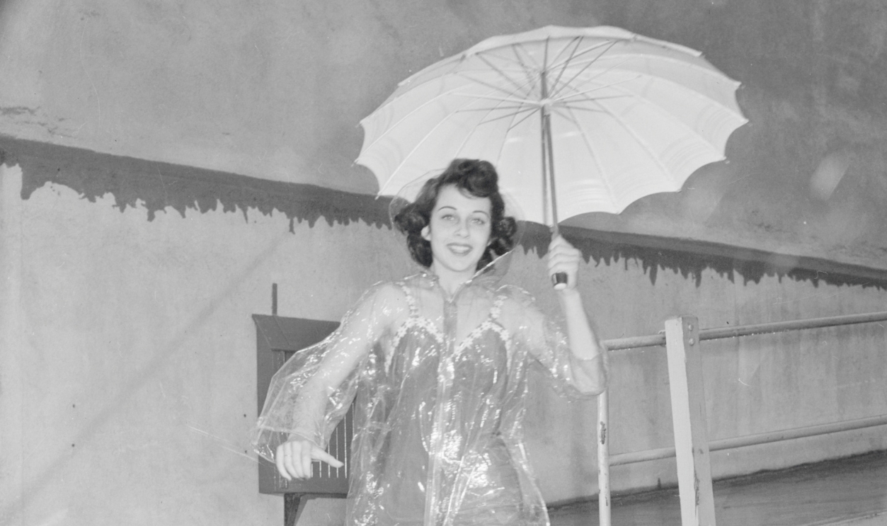 Gail Russell-Gettyimages-517403592 (2)