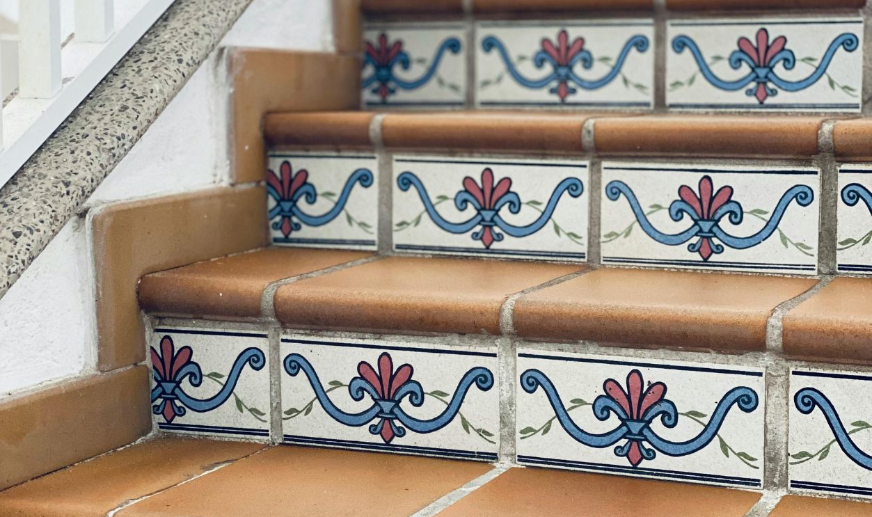 Oversized Decorative Steps