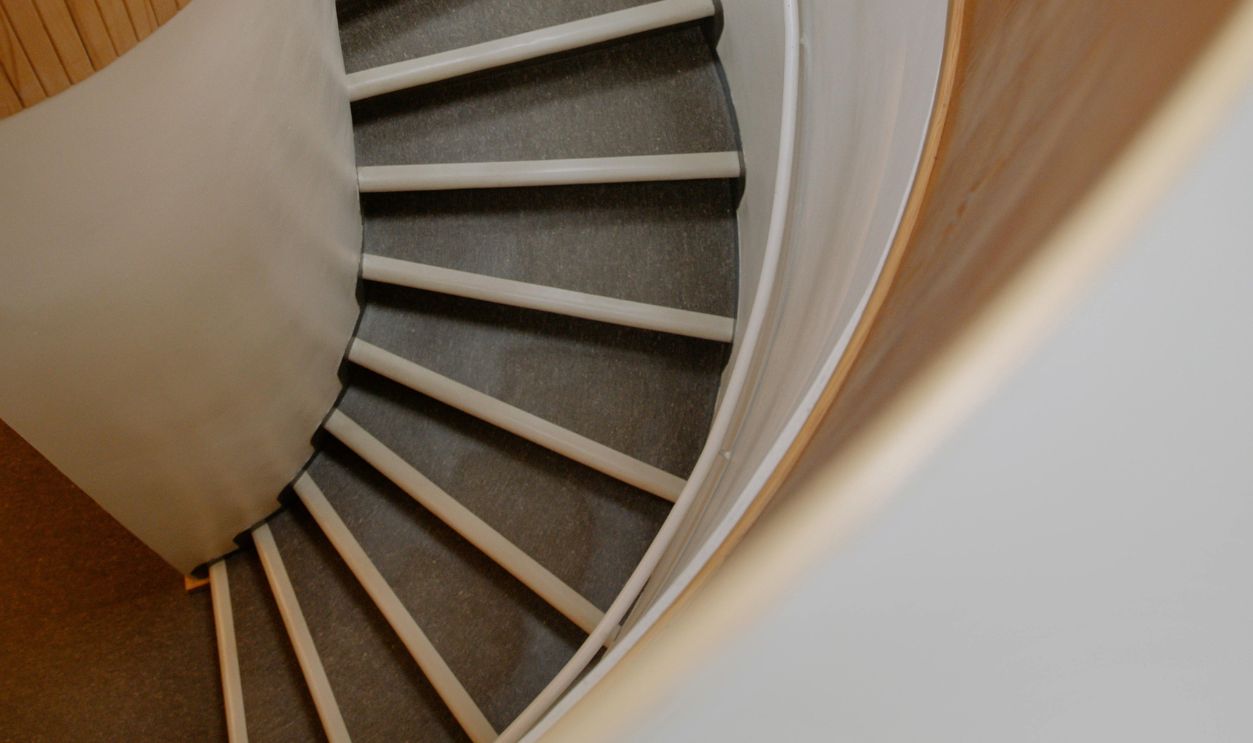 Circular Staircase With Inward-Leaning Steps