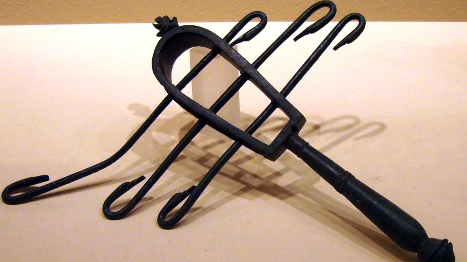 File:Mostra Olearie - sistro 1010384.JPG