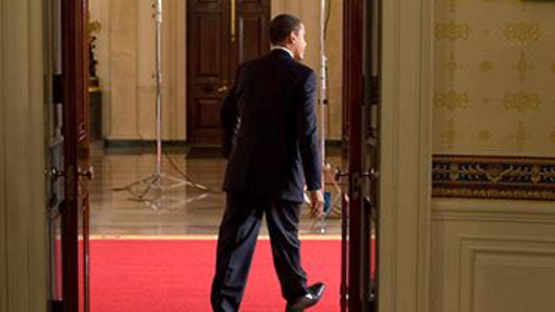 File:Barack Obama leaving the Blue Room for his prime-time conference.jpg