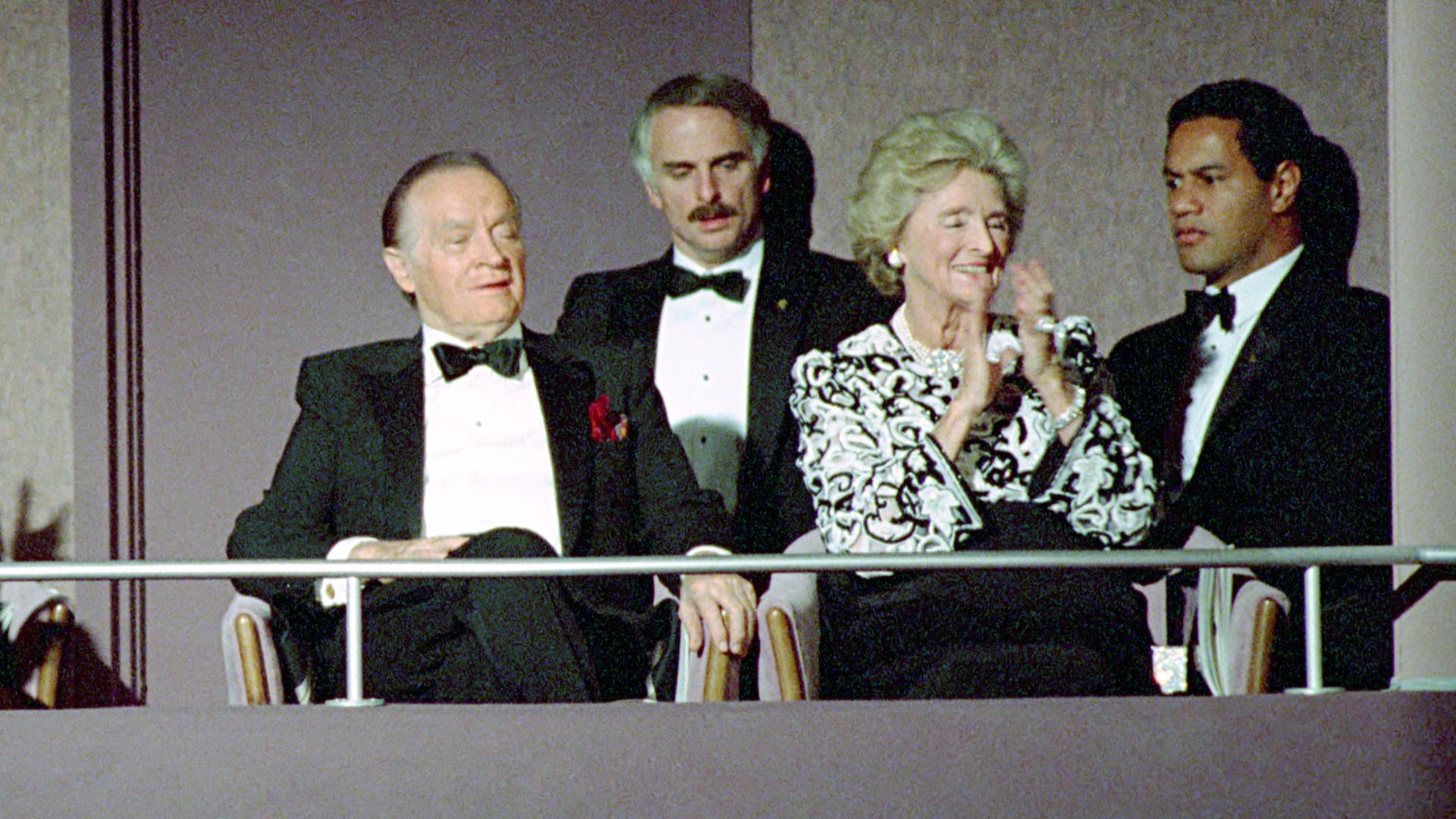 File:President Ronald Reagan and Nancy Reagan applauding during a trip to Palm Springs, California at the Bob Hope Cultural Center.jpg