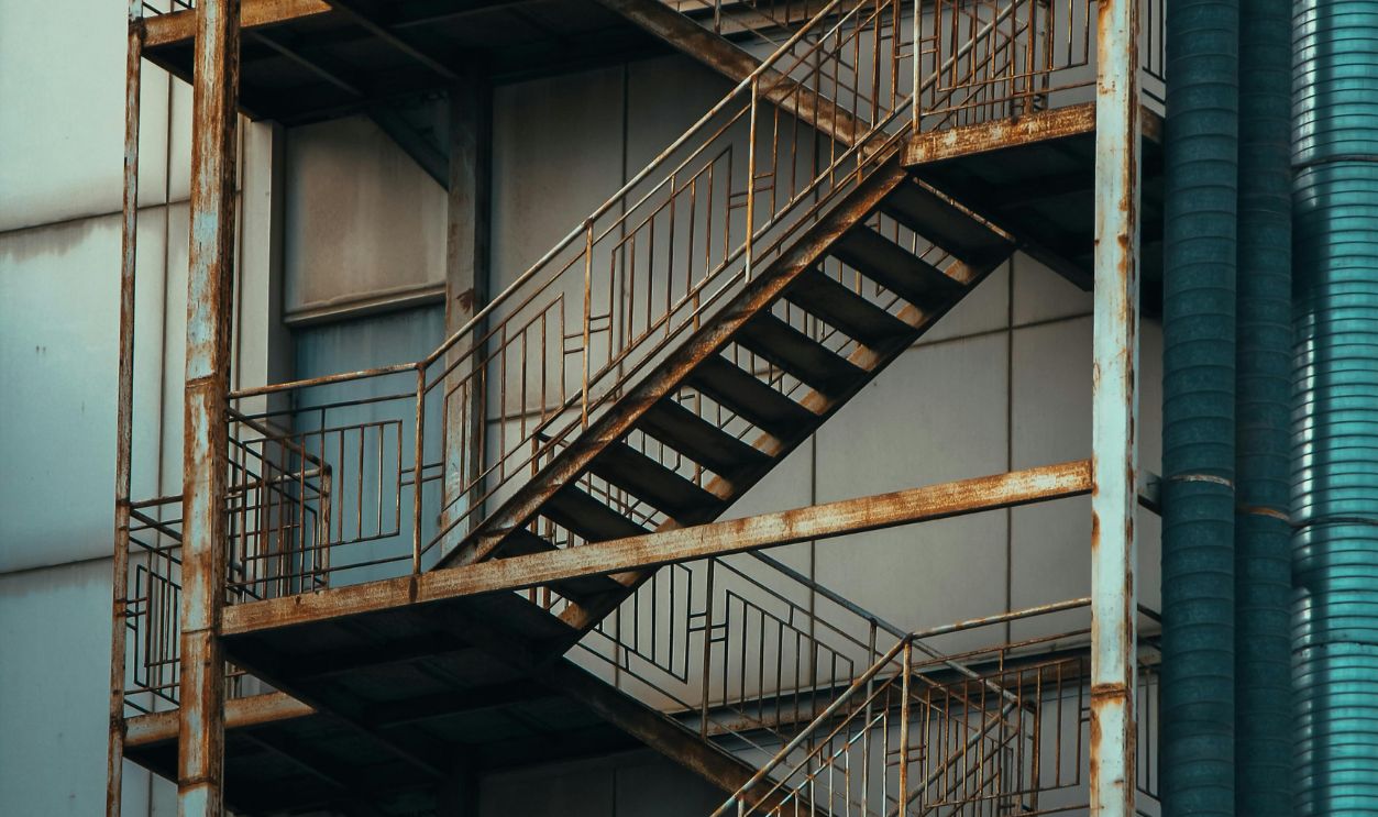 Open-Air Zigzag External Staircase