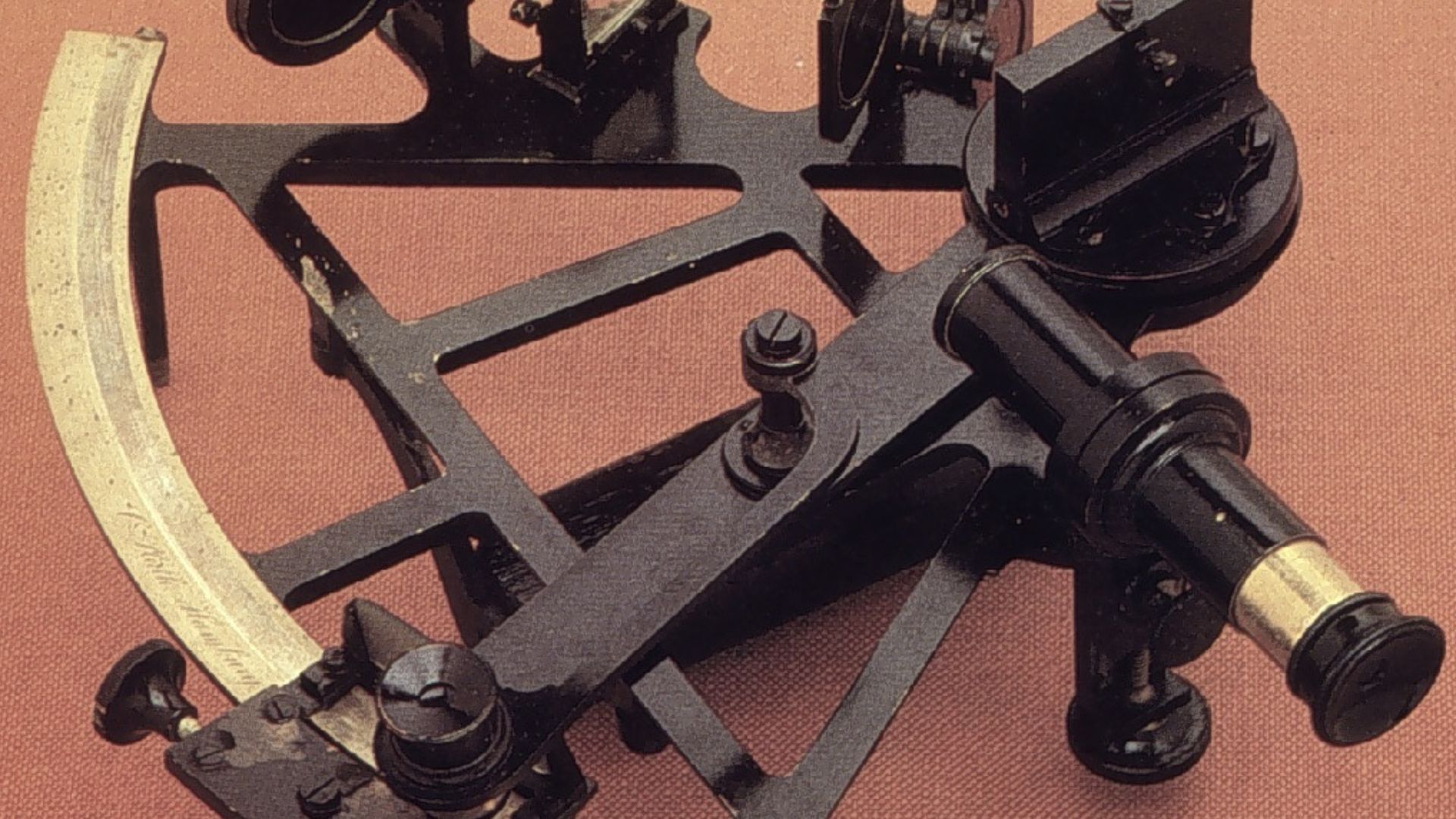 File:Sextant.jpg