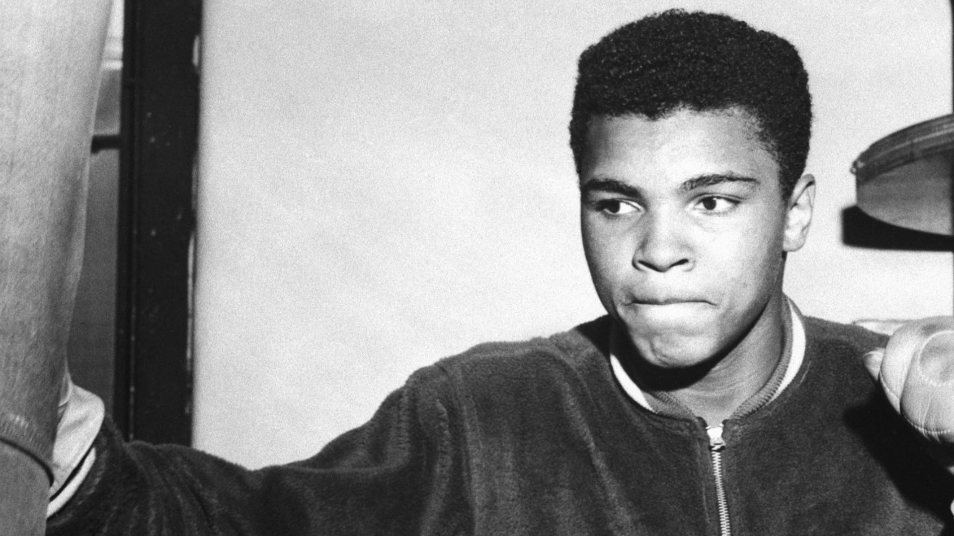 File:Muhammad Ali training for the Olympics in 1960.jpg
