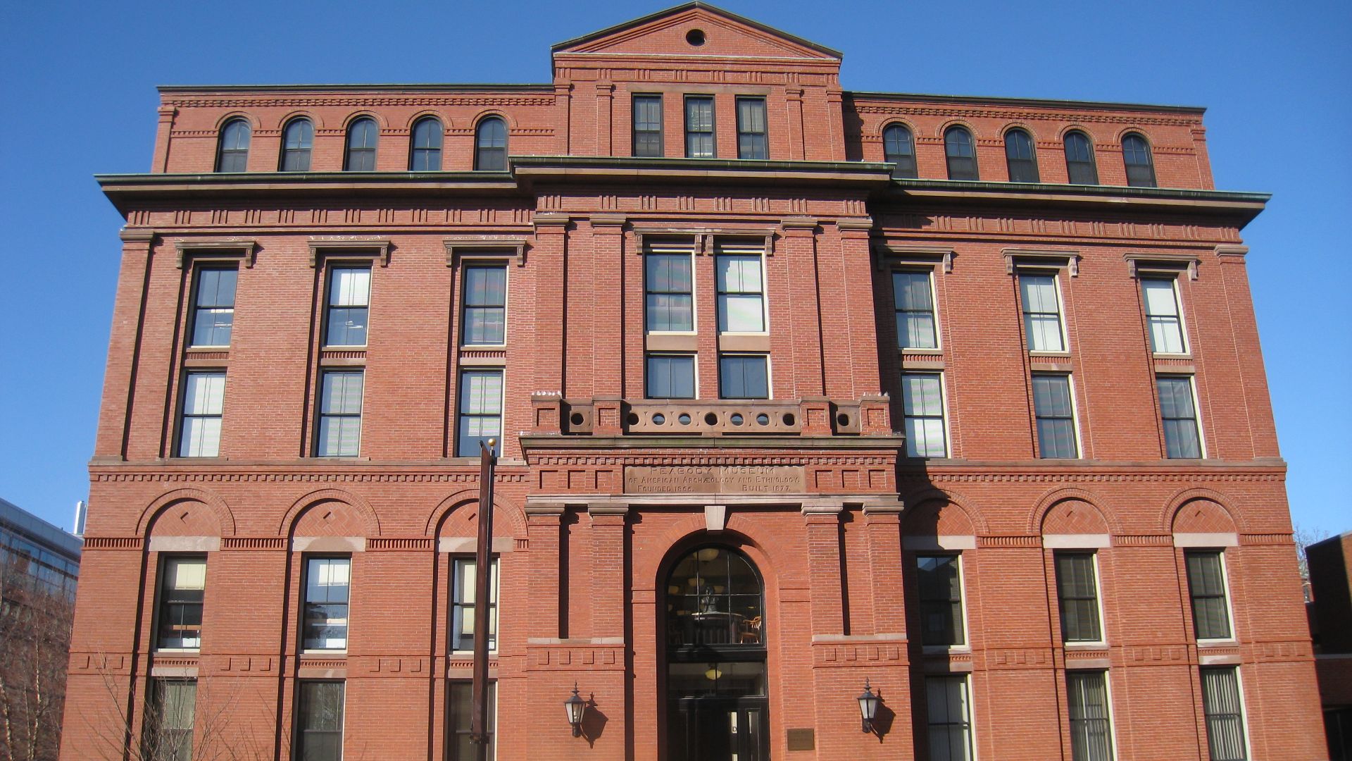 File:Peabody Museum, Harvard University - exterior 2.JPG