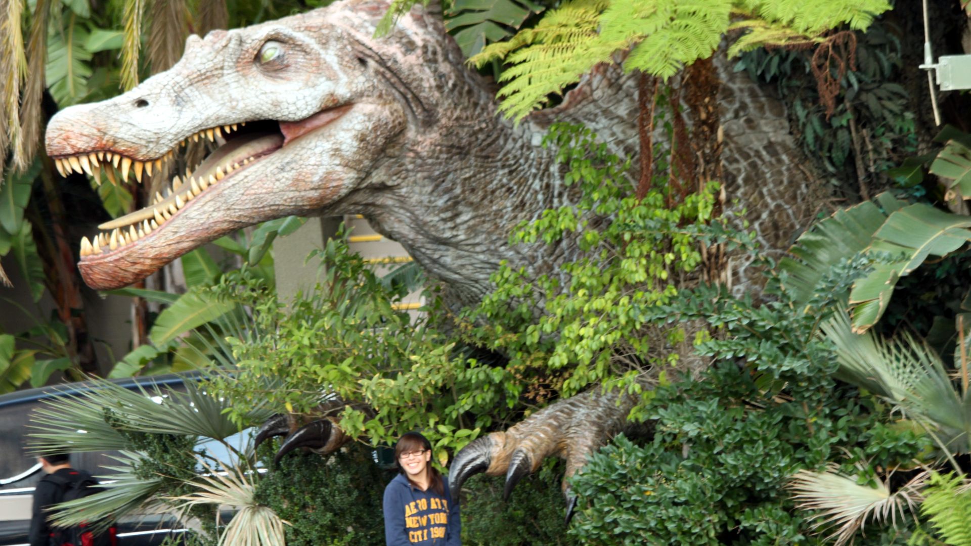 File:Jurassic Park (5183943002).jpg