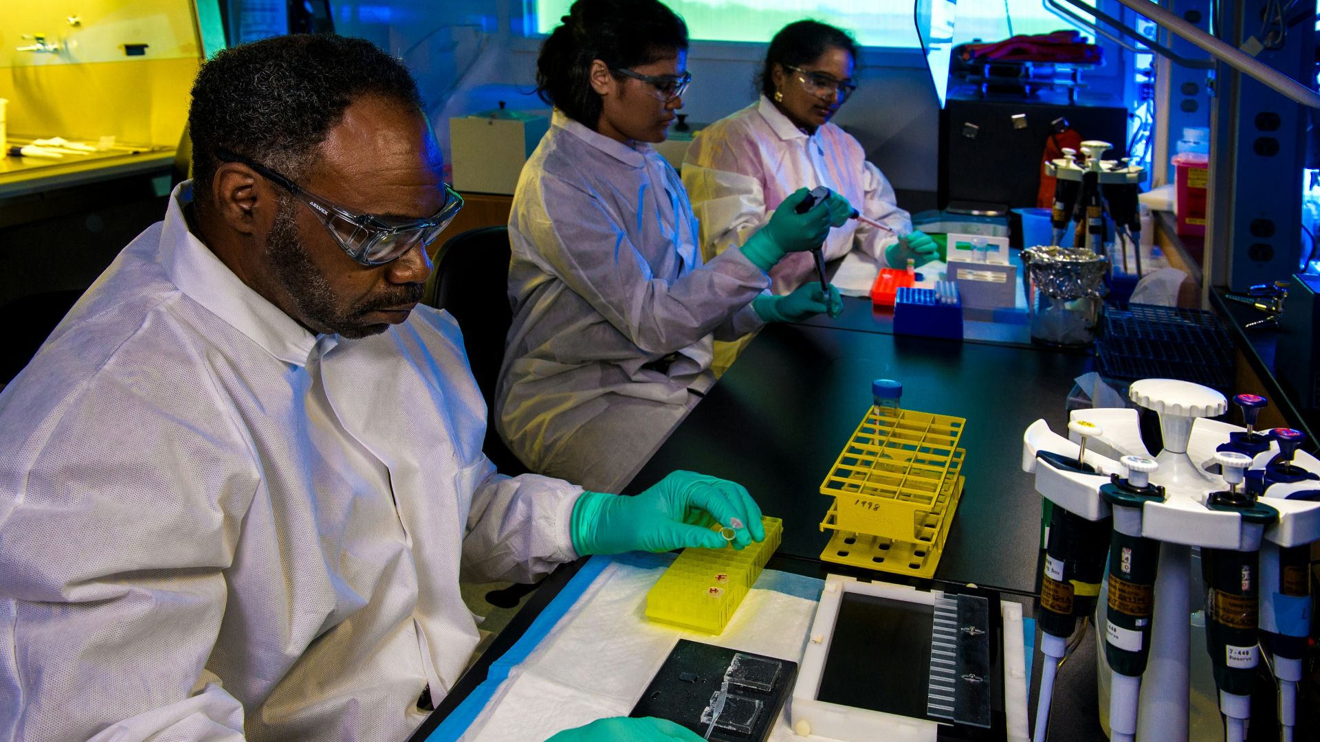 man in white dress shirt wearing black framed eyeglasses