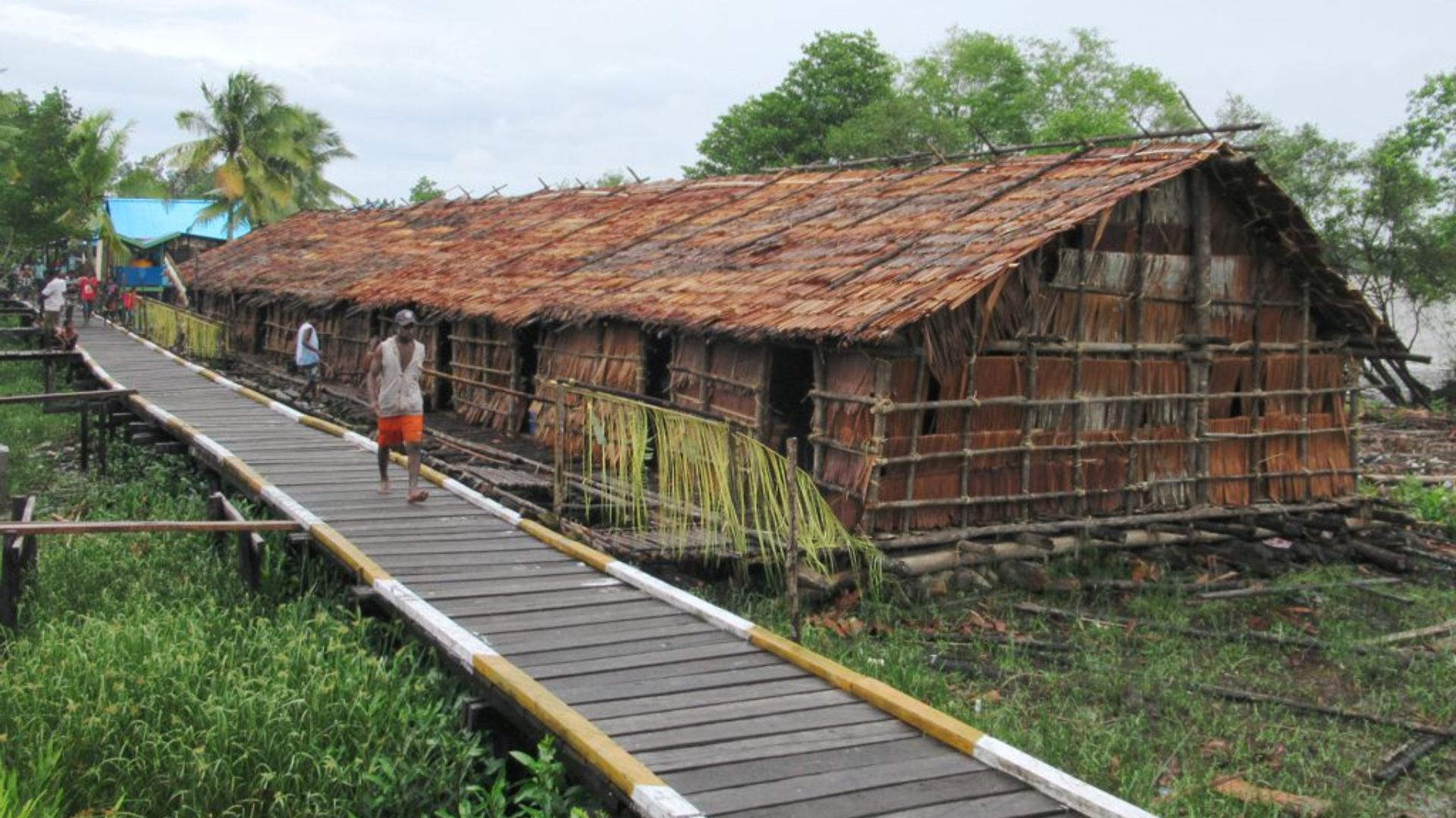 File:Syuru Ceremonial House (48276841927).jpg