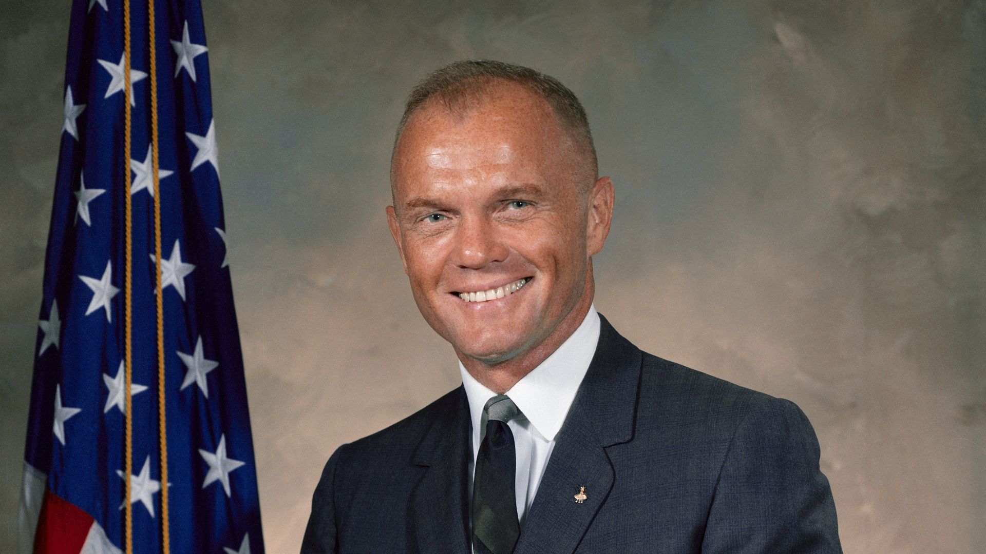 File:John Glenn Portrait.jpg