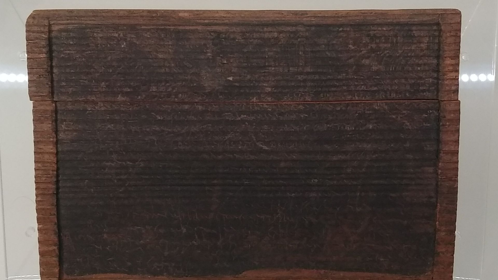 File:Wax writing tablet with part of a Roman will.jpg