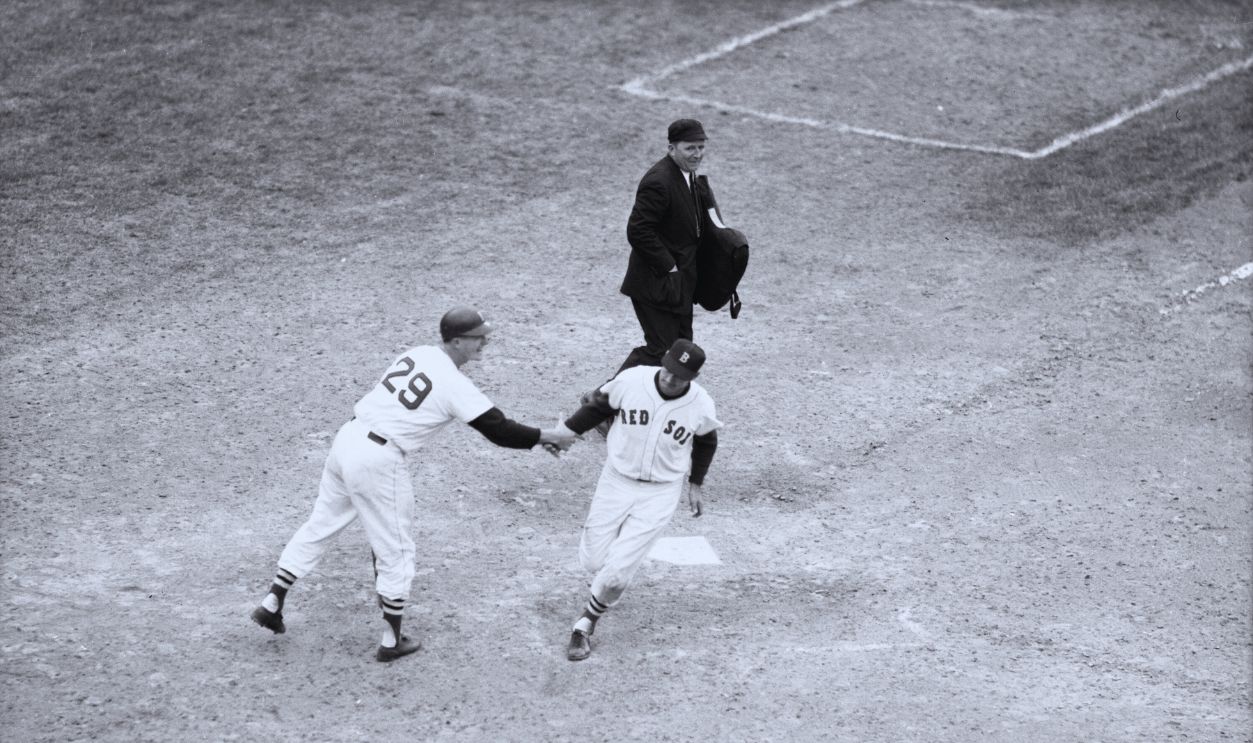 Gettyimages - 691628624, Ted Williams' Final Game At Fenway Park