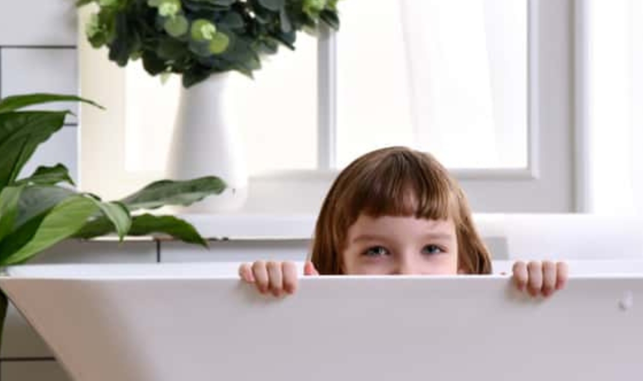 Happy Little Baby Girl, Shutterstock, 1038005062