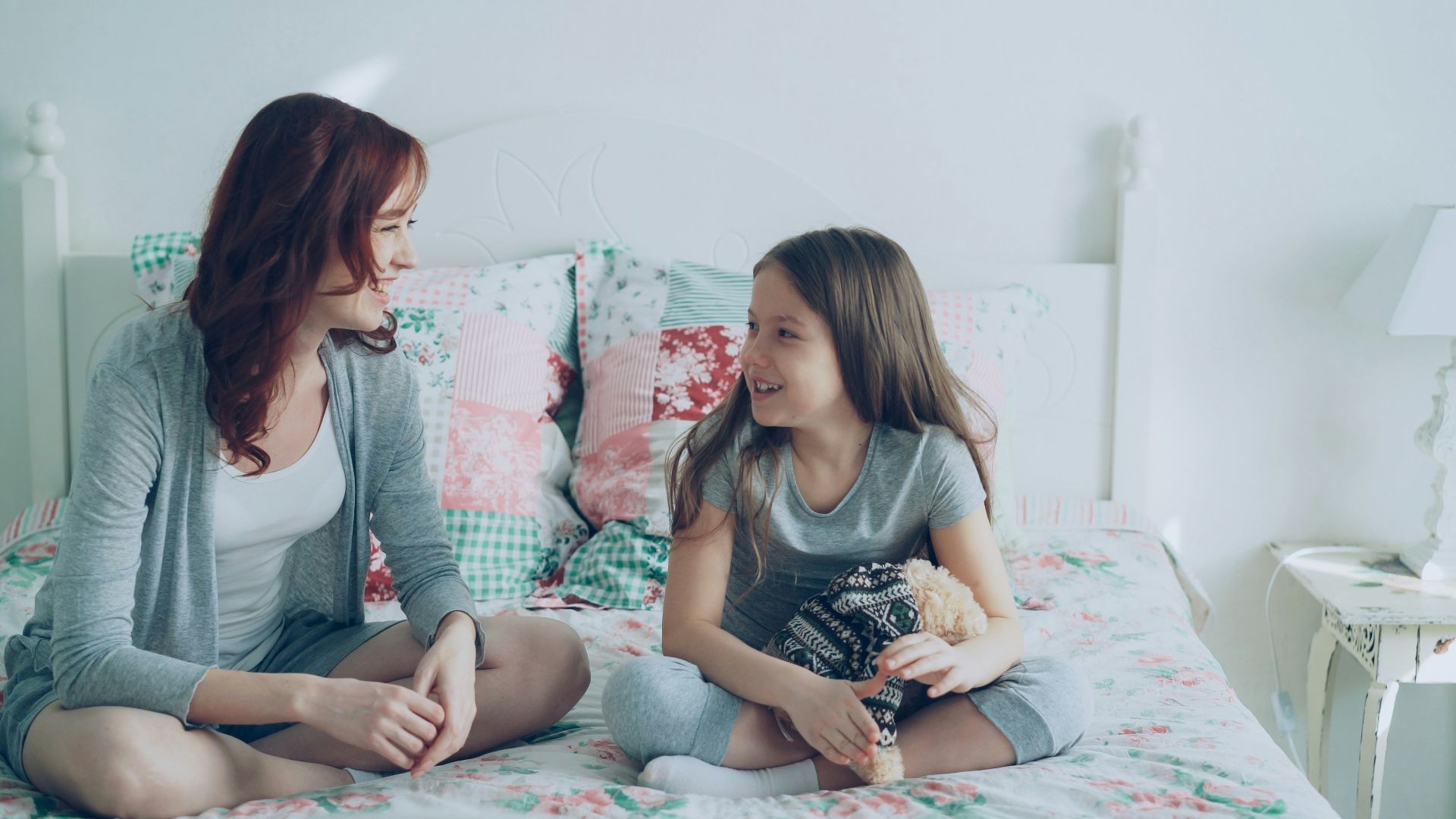 Mother and daughter are having a conversation.