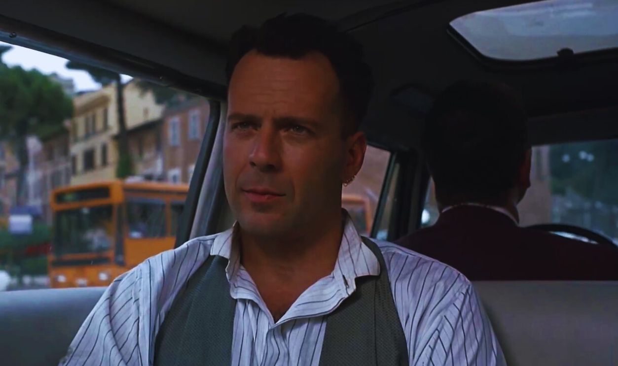 Screenshot from Hudson Hawk (1991)