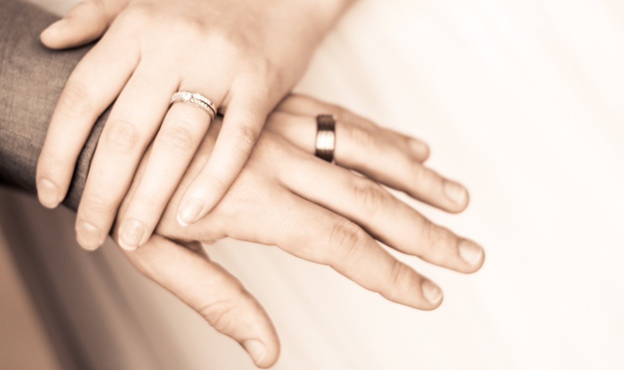 Hands Couple Rings Wedding Bride