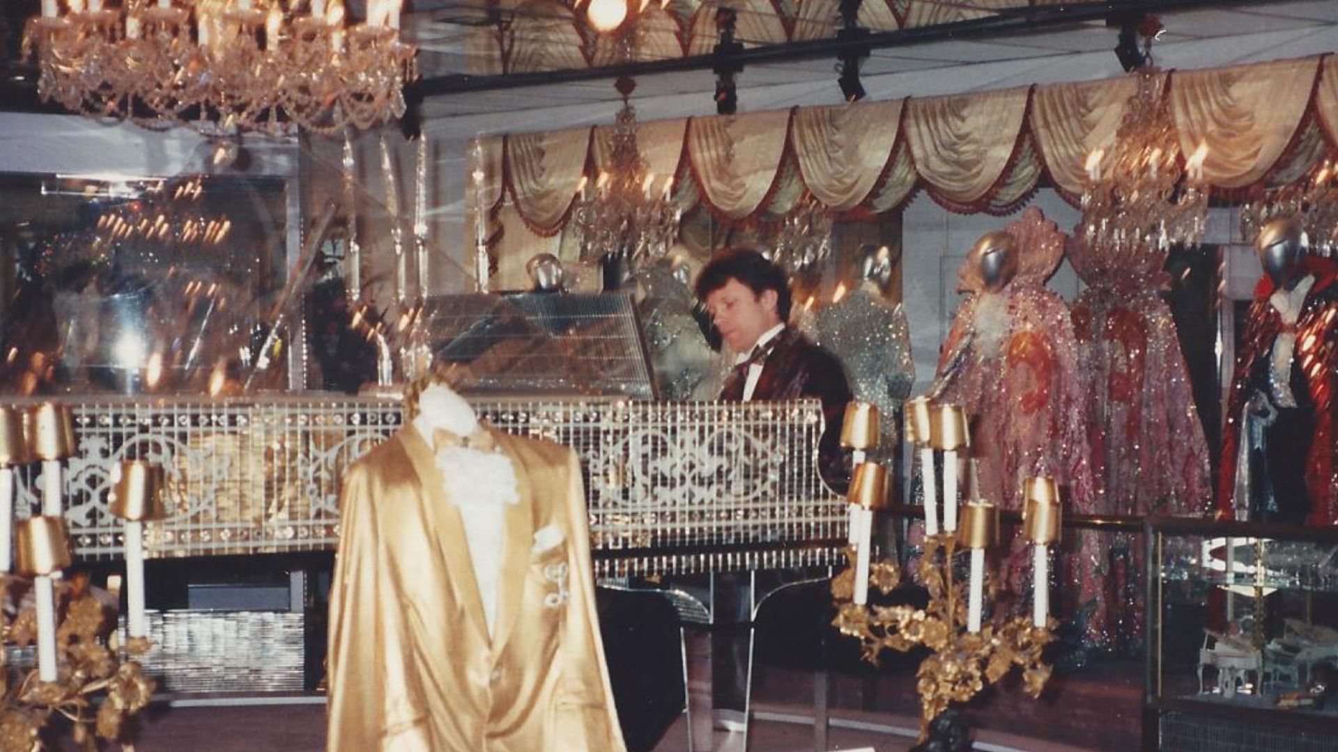 File:Phillip Wilcher playing piano at the Liberace Museum (16 May 1992).jpg