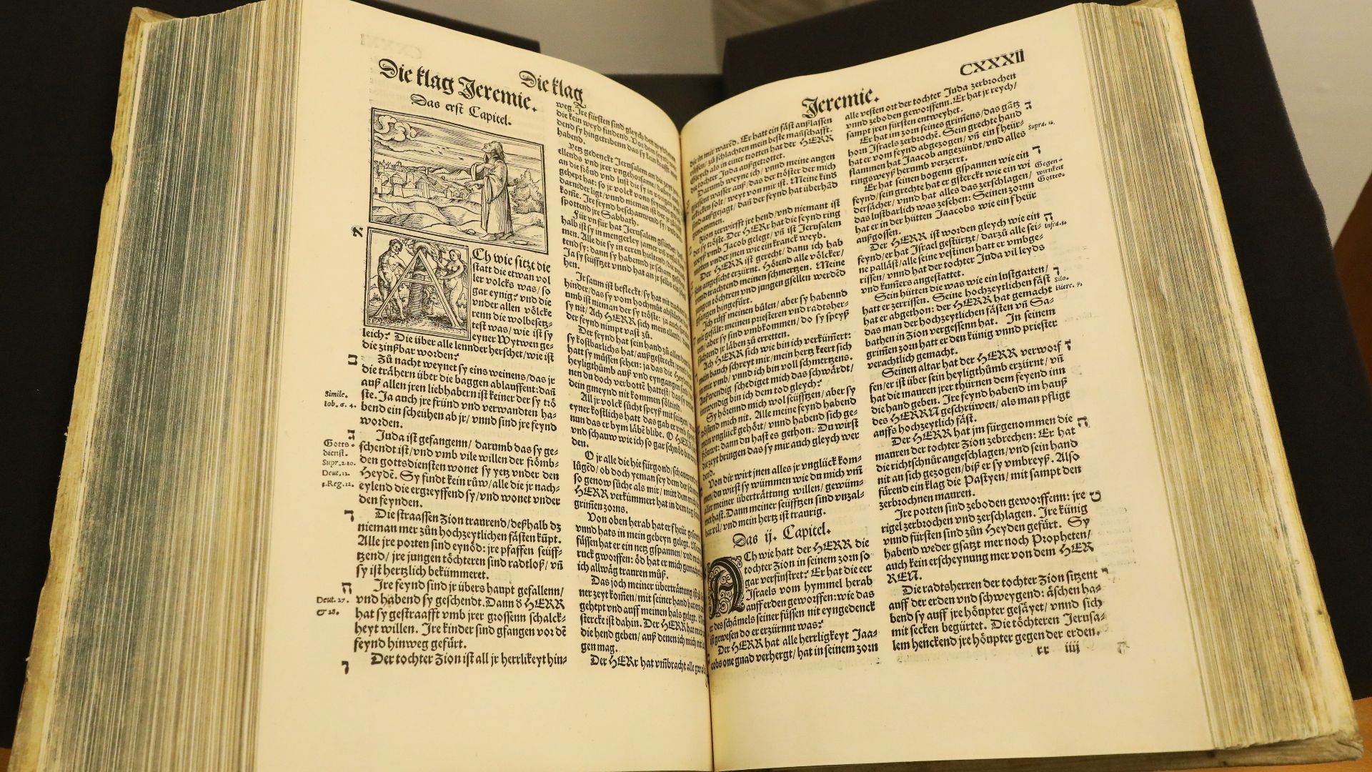 File:2022-09-16 GLAM on Tour Zentralbibliothek Zürich (Martin Rulsch) 032.jpg