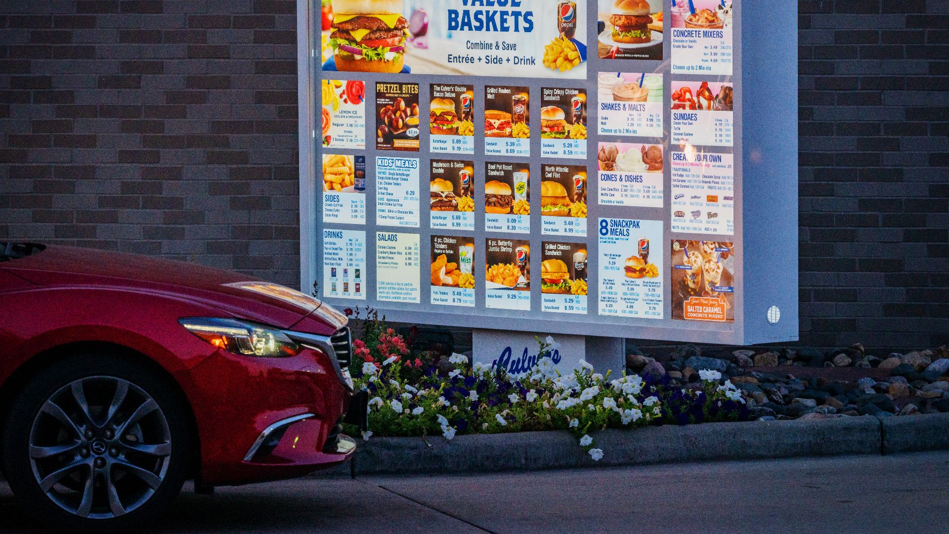 File:Culver's Drive-Thru Restaurant Menu.jpg