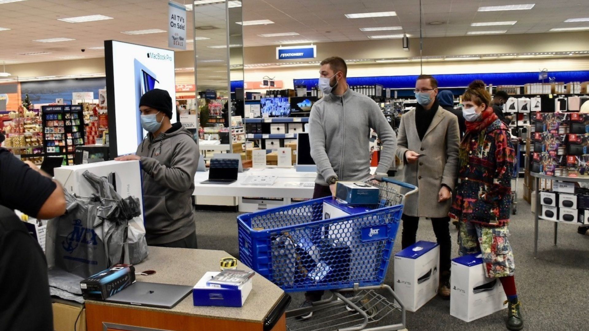 File:Shoppers Take Advantage of NEX Navy Blue Holiday Sales (6957112).jpg