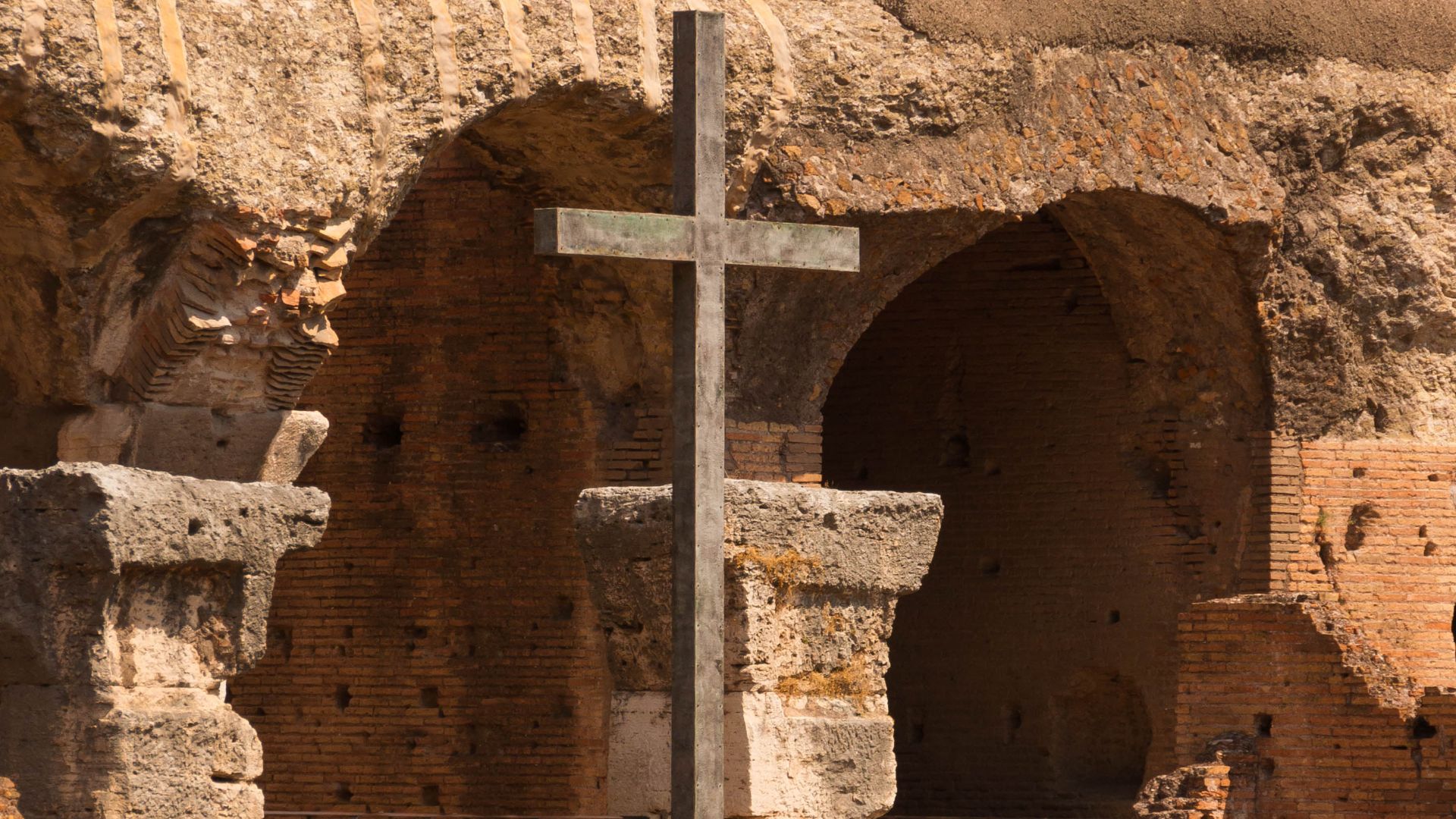 File:Cross Colosseum Rome Italy.jpg