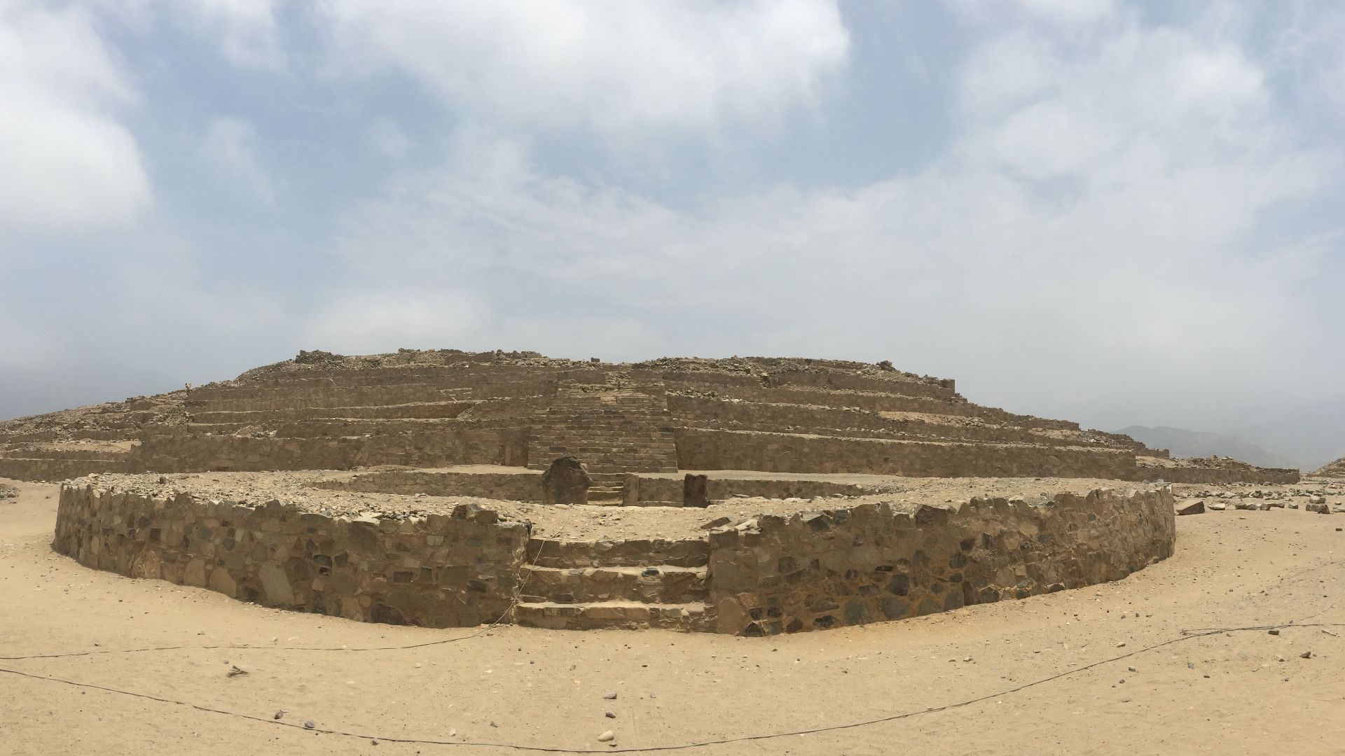 File:Cidade Sagrada de Caral, Supe - Peru - panoramio (14).jpg