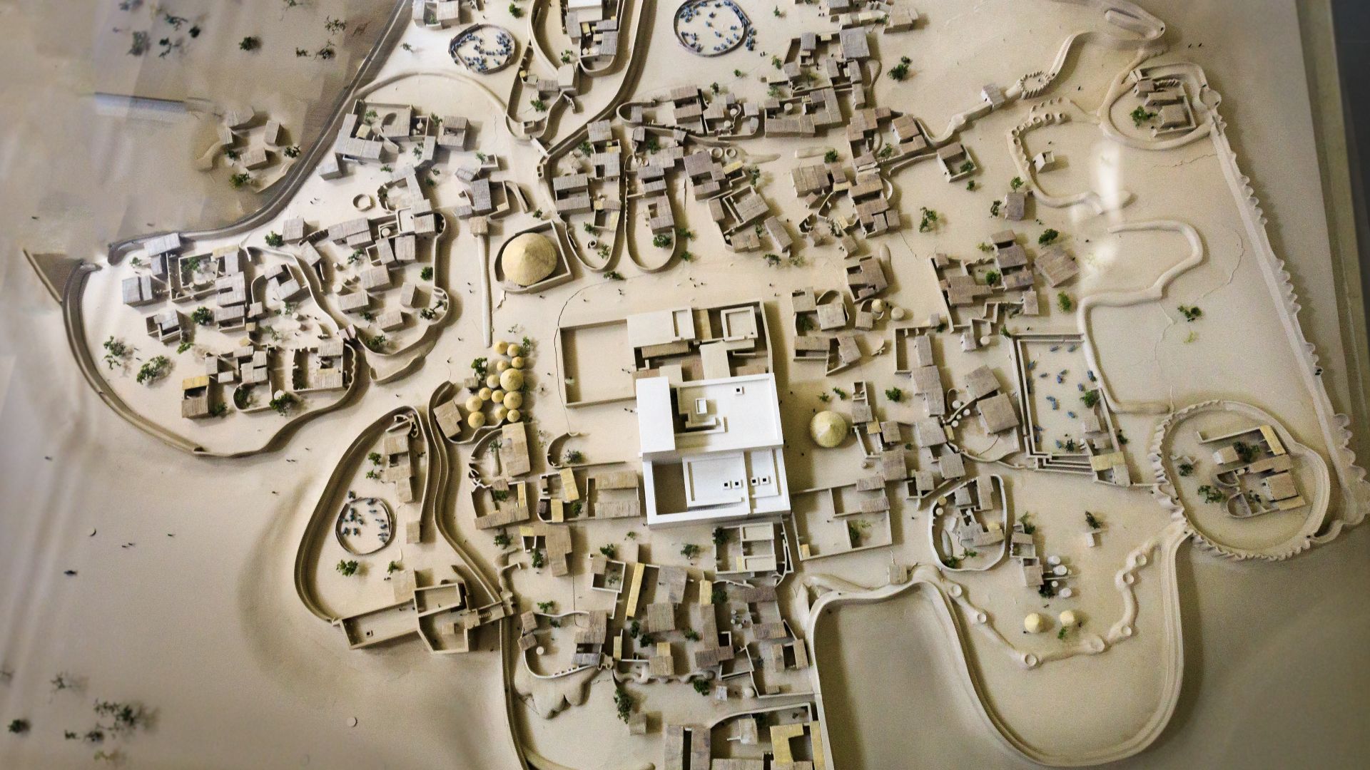File:Model Kerma capital.jpg