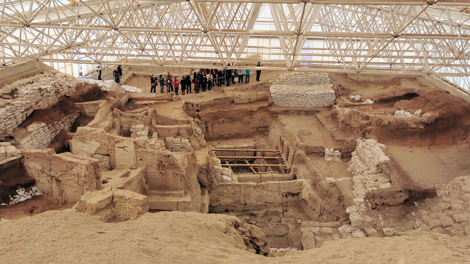 File:Çatalhöyük, 7400 BC, Konya, Turkey - UNESCO World Heritage Site, 08.jpg