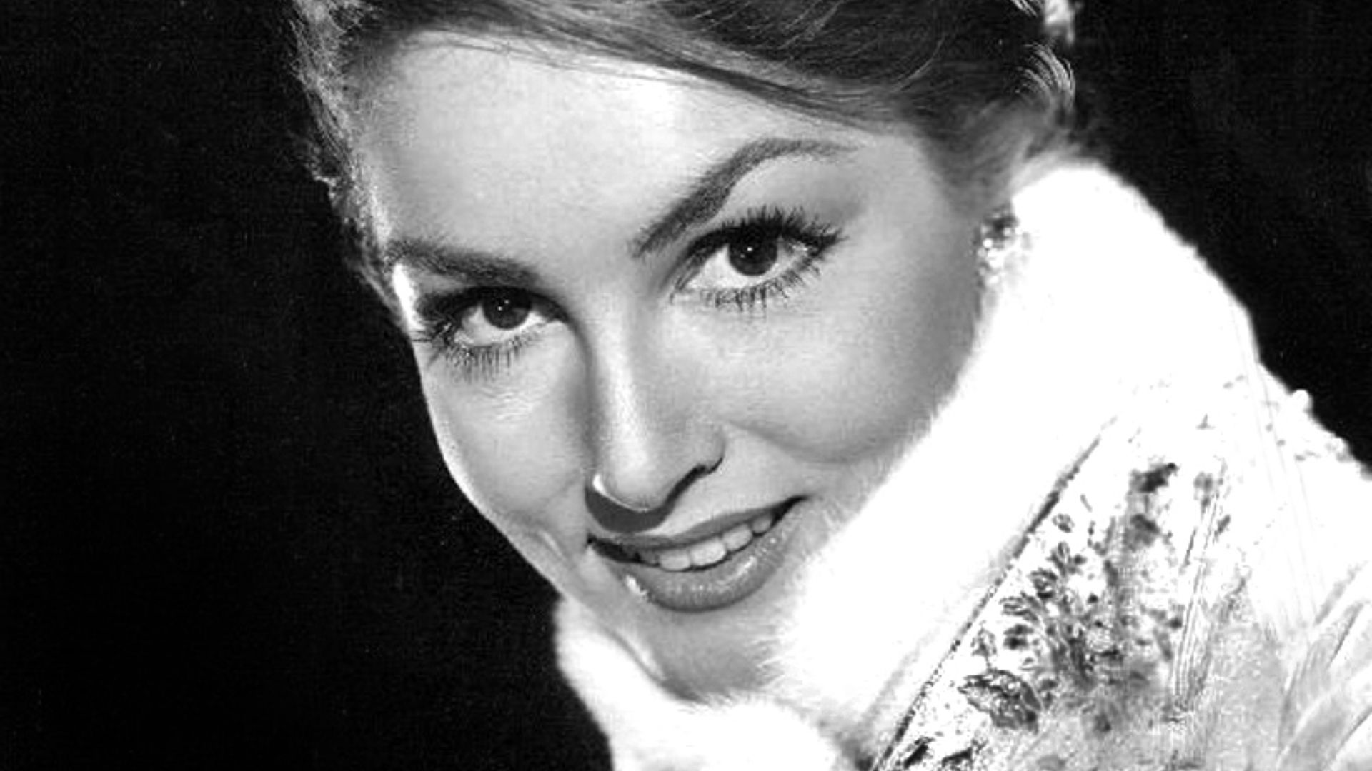 File:Julie Newmar - 1965.jpg