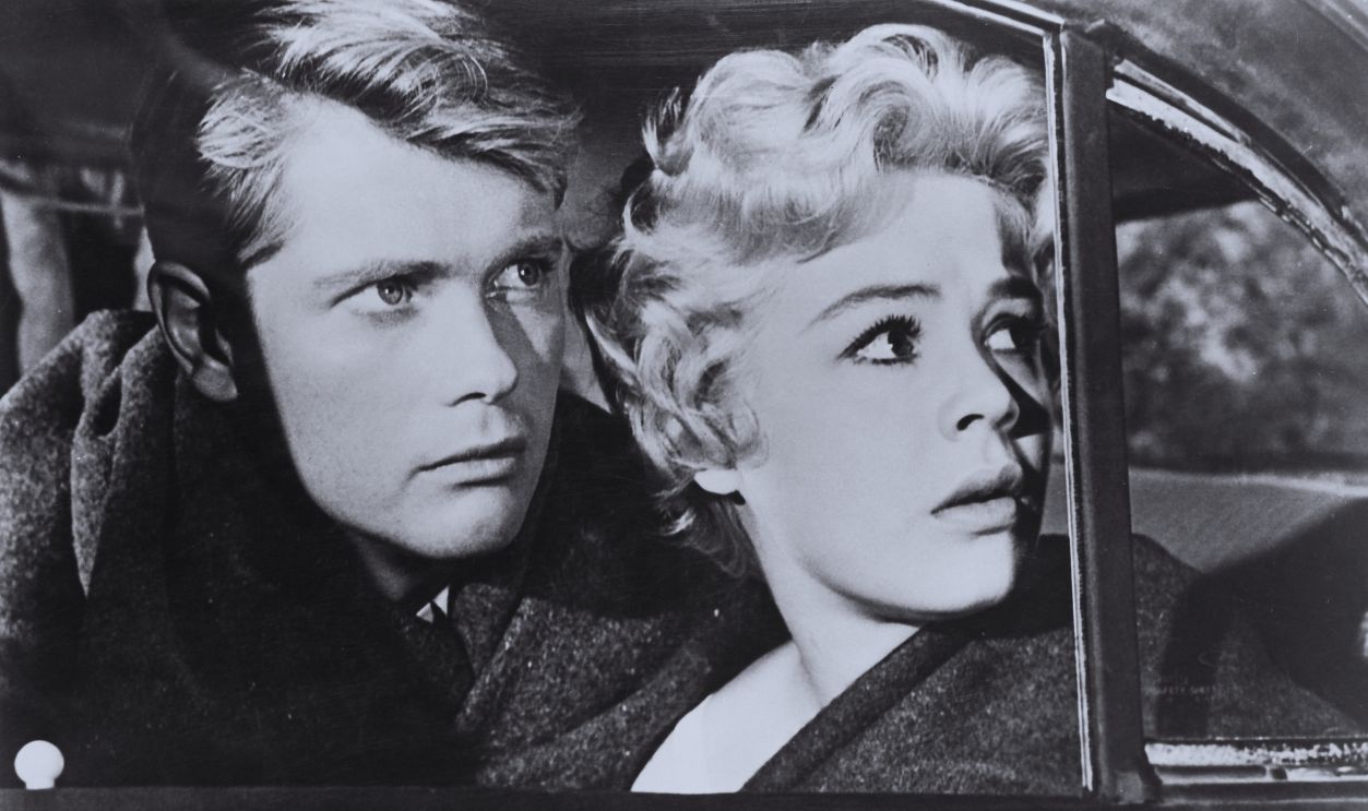 Gettyimages - 1365880035, A Summer Place A scene from the film 'A Summer Place', written and directed by Delmer Daves, USA, 1959. The scene features actors Troy Donahue and Sandra Dee. 