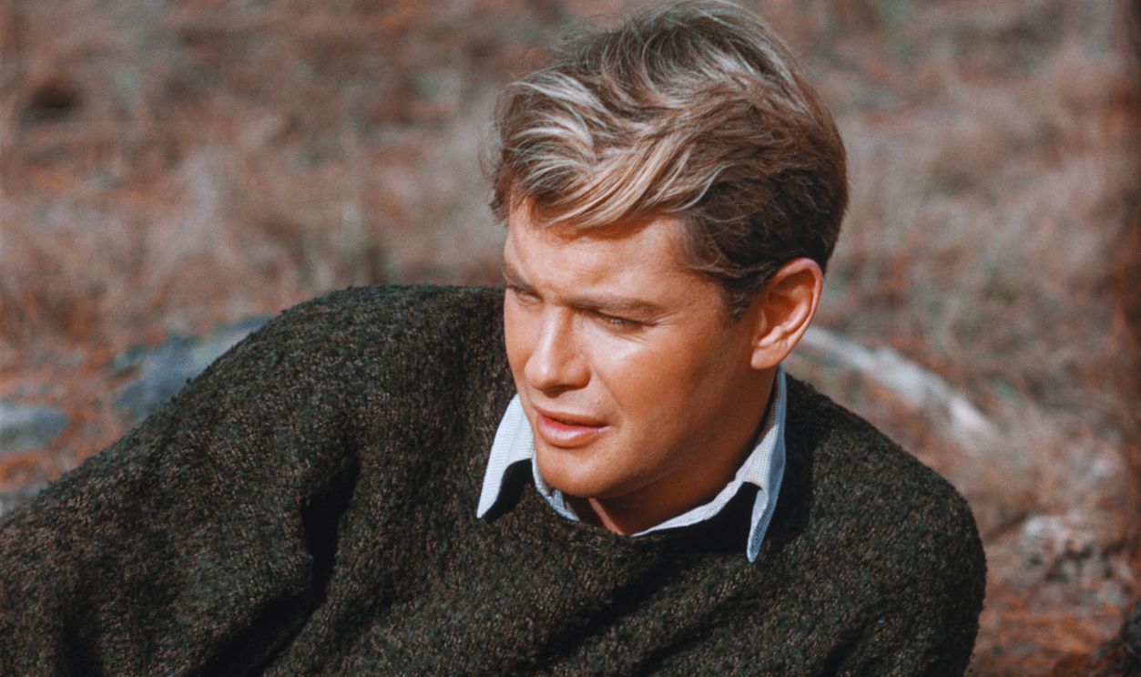 Gettyimages - 1138941965, Troy Donahue Portrait Session Actror Troy Donahue poses for a portrait session in 1960 in San Francisco, California. 