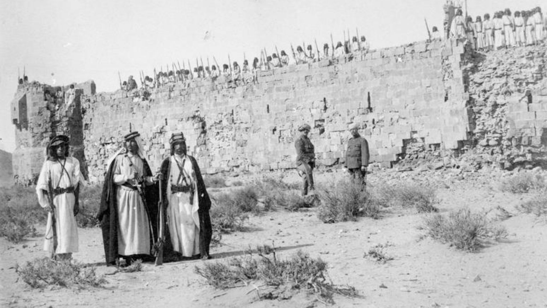 File:T E Lawrence and the Arab Revolt 1916 - 1918 Q58778.jpg