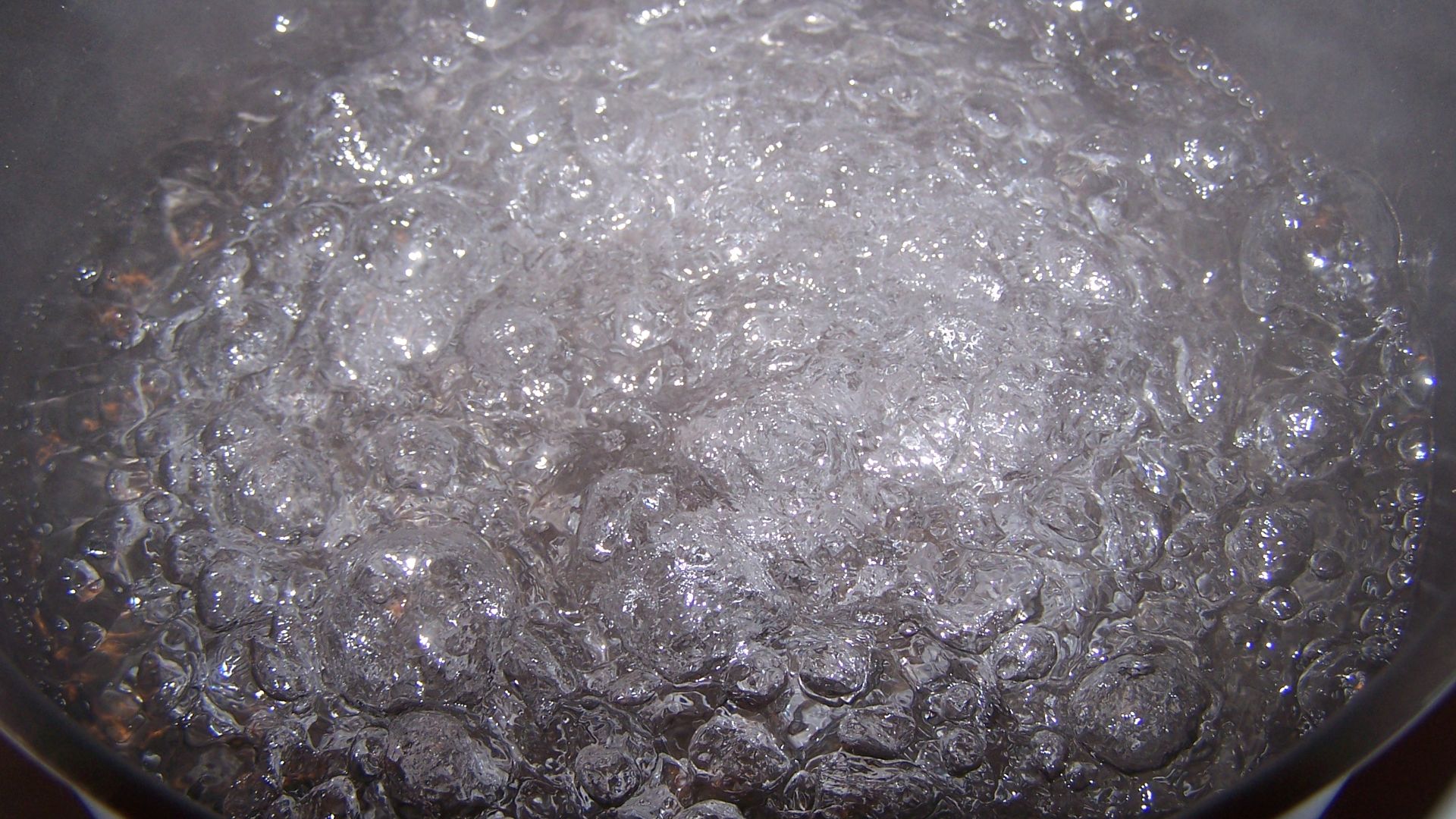 File:Water at Boil.jpg