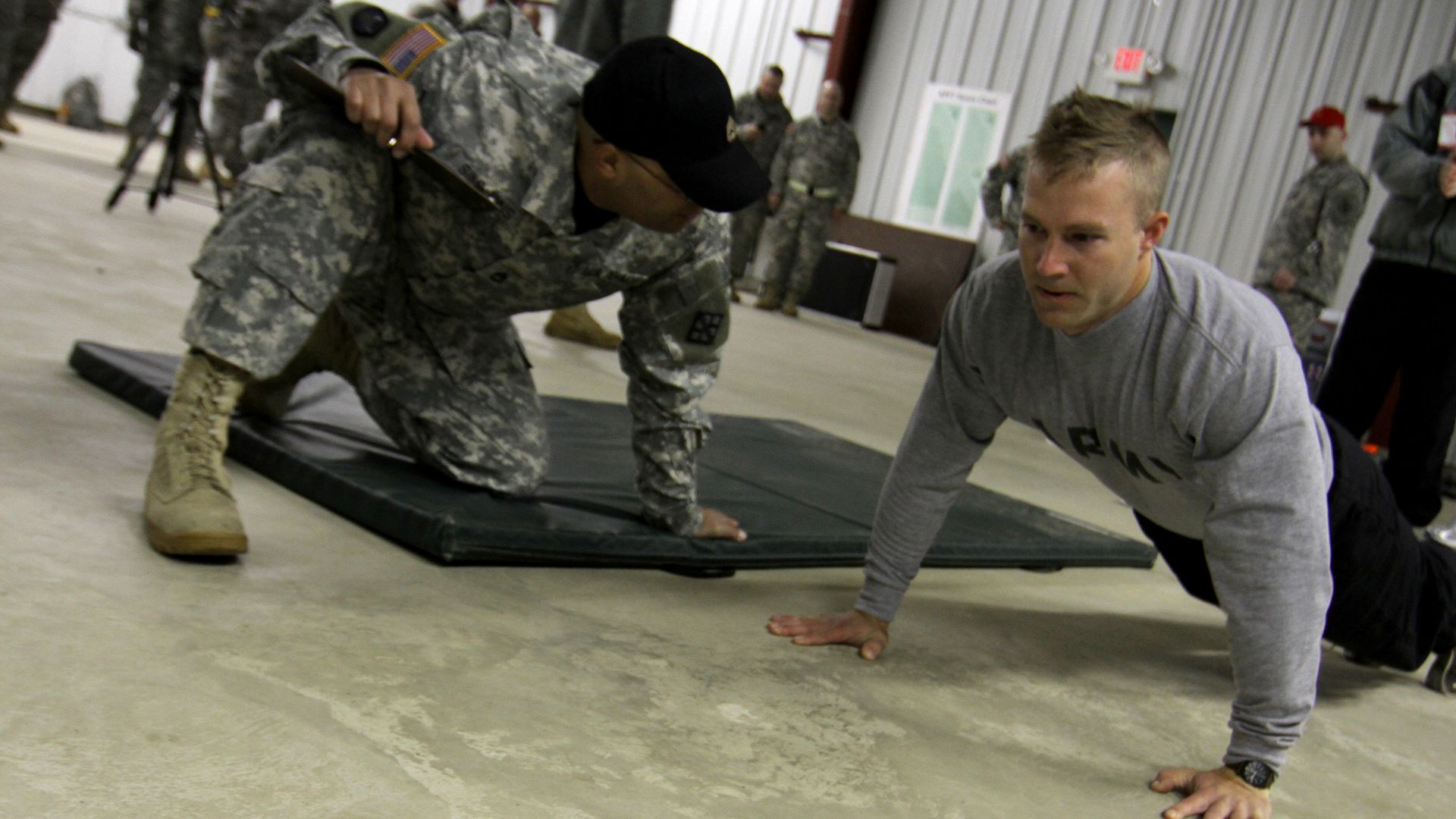 File:Army Warriors begin competition with grueling physical fitness test 140428-A-IH863-036.jpg