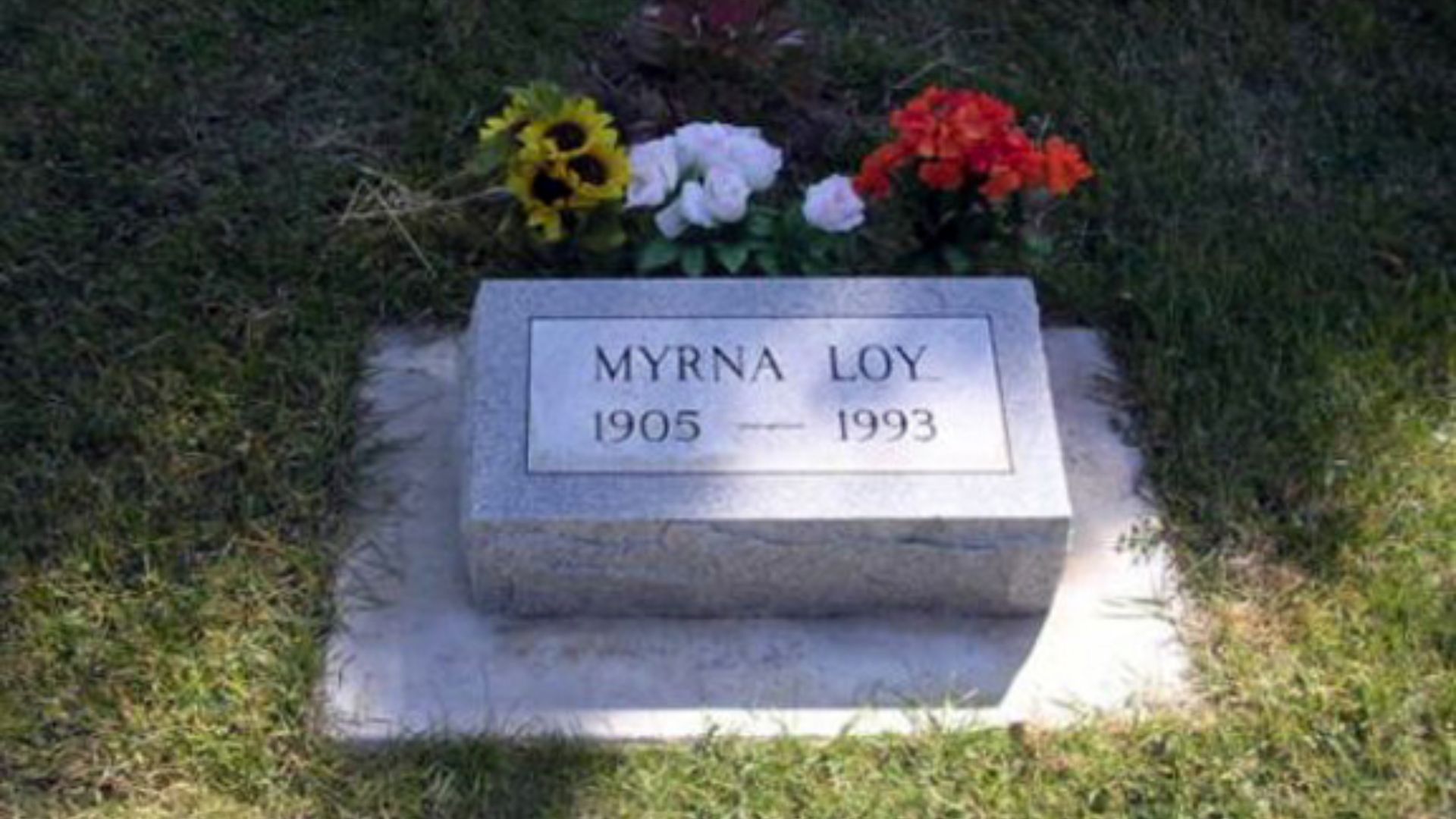 File:Myrna Loy's grave.jpg