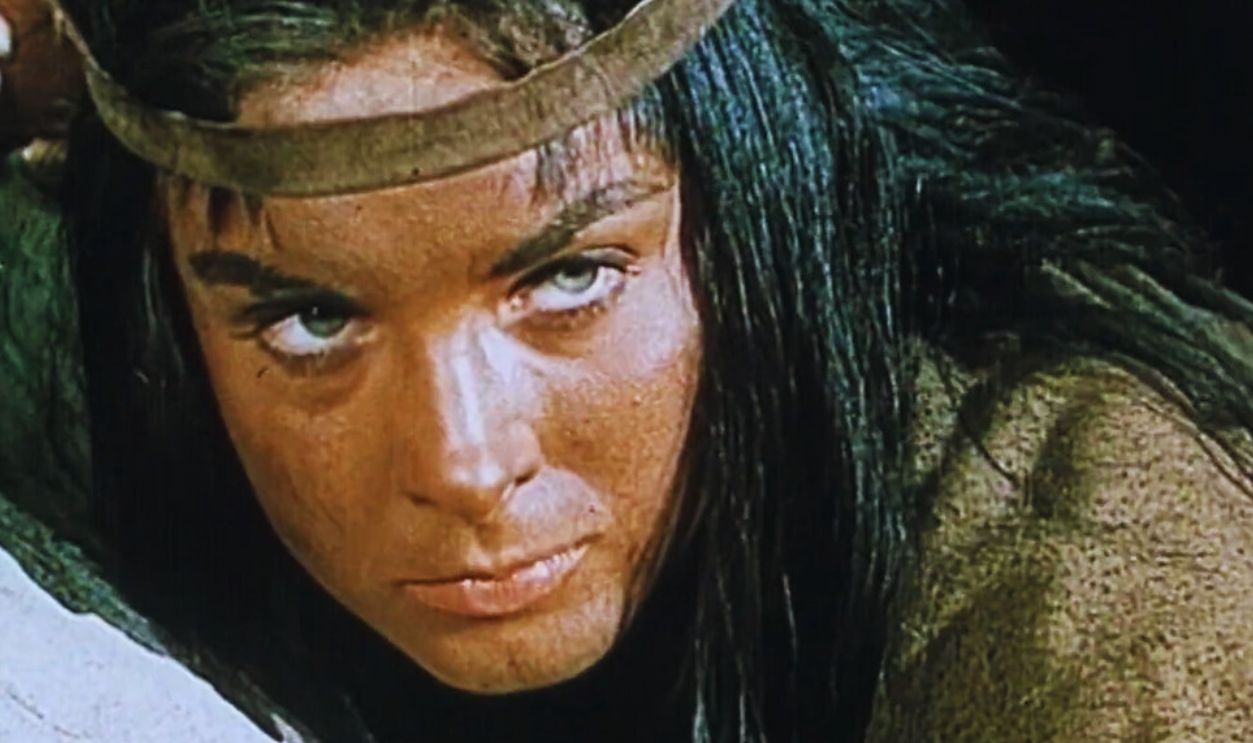 Screenshot from Apache (1954)