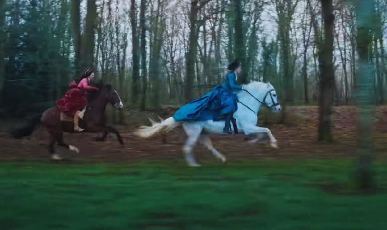 Screenshot from Marie Antoinette (2022–2023)