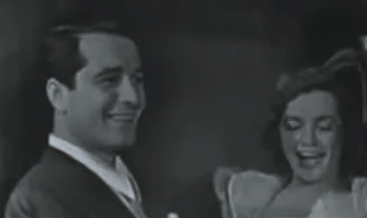 Screenshot from Chesterfield Supper Club (1949)