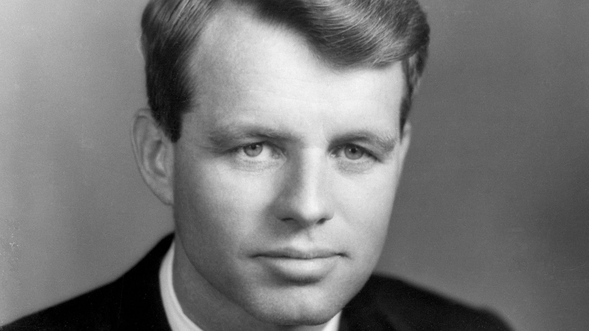 File:Robert Kennedy.jpg