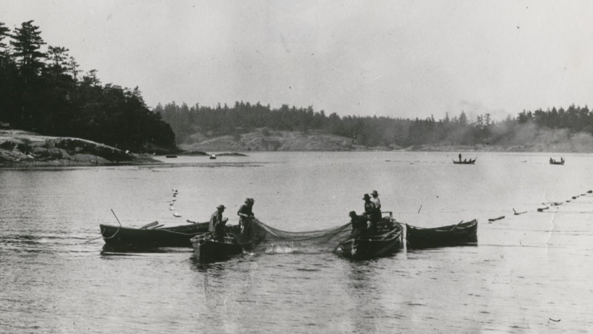 File:Mitchell Bay Band reefnetting.jpg